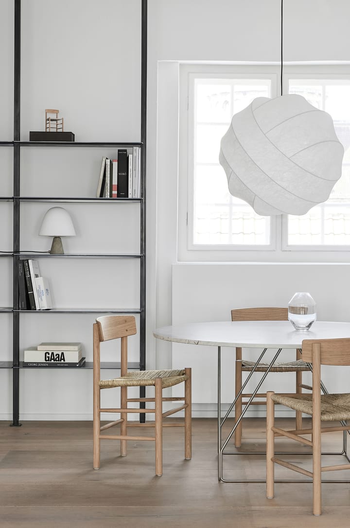 J39 Jubileum stol, ljus oljad ek, sjögräsflätad sits Fredericia Furniture