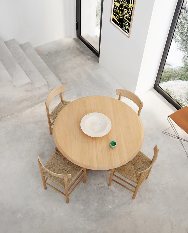 J39 Jubileum stol, ljus oljad ek, sjögräsflätad sits Fredericia Furniture