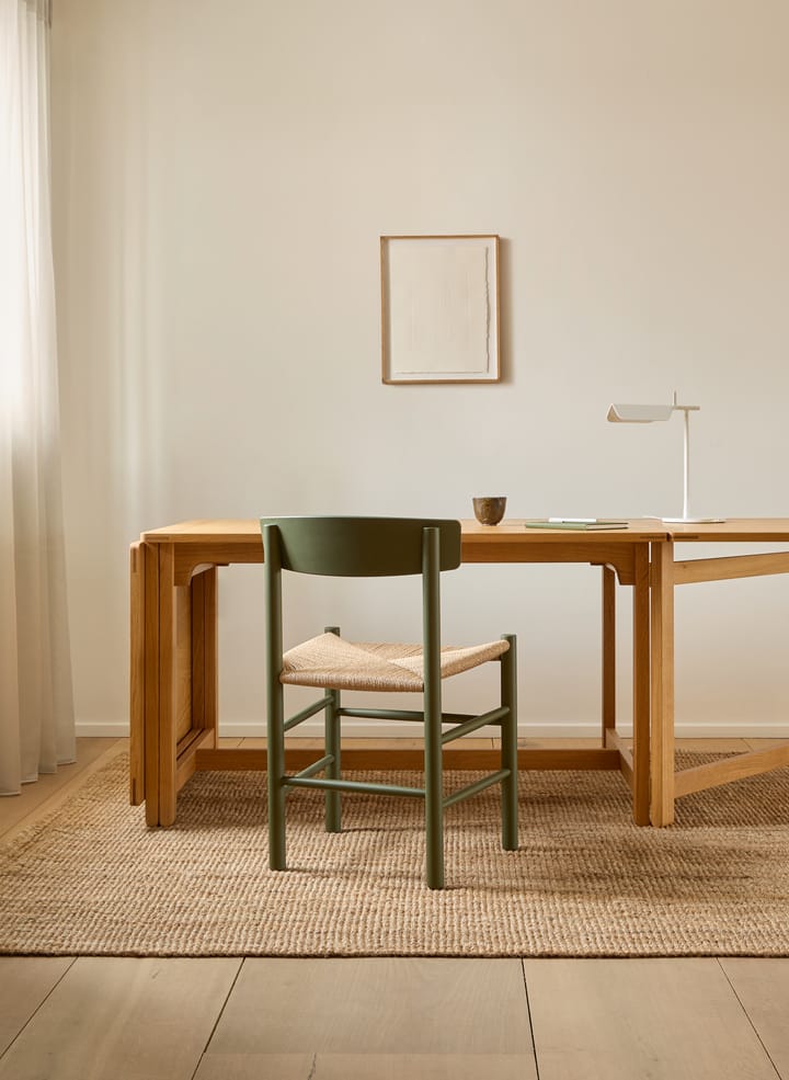 J39 stol - Khaki green-flätad natur - Fredericia Furniture