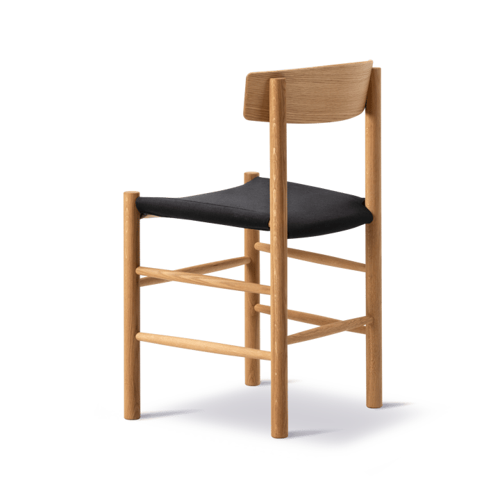 J39 stol, Oljad ek-svart canvas Fredericia Furniture