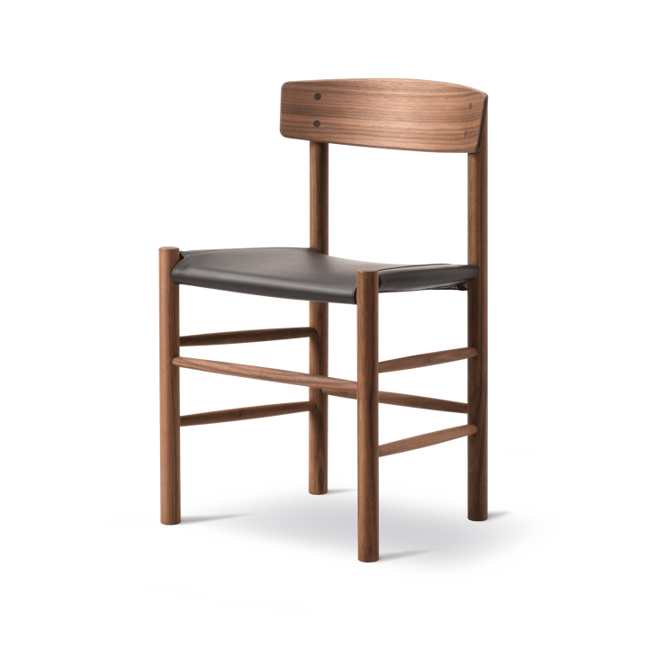 J39 stol, Oljad valnöt-läder Omni 377 mörkbrun Fredericia Furniture