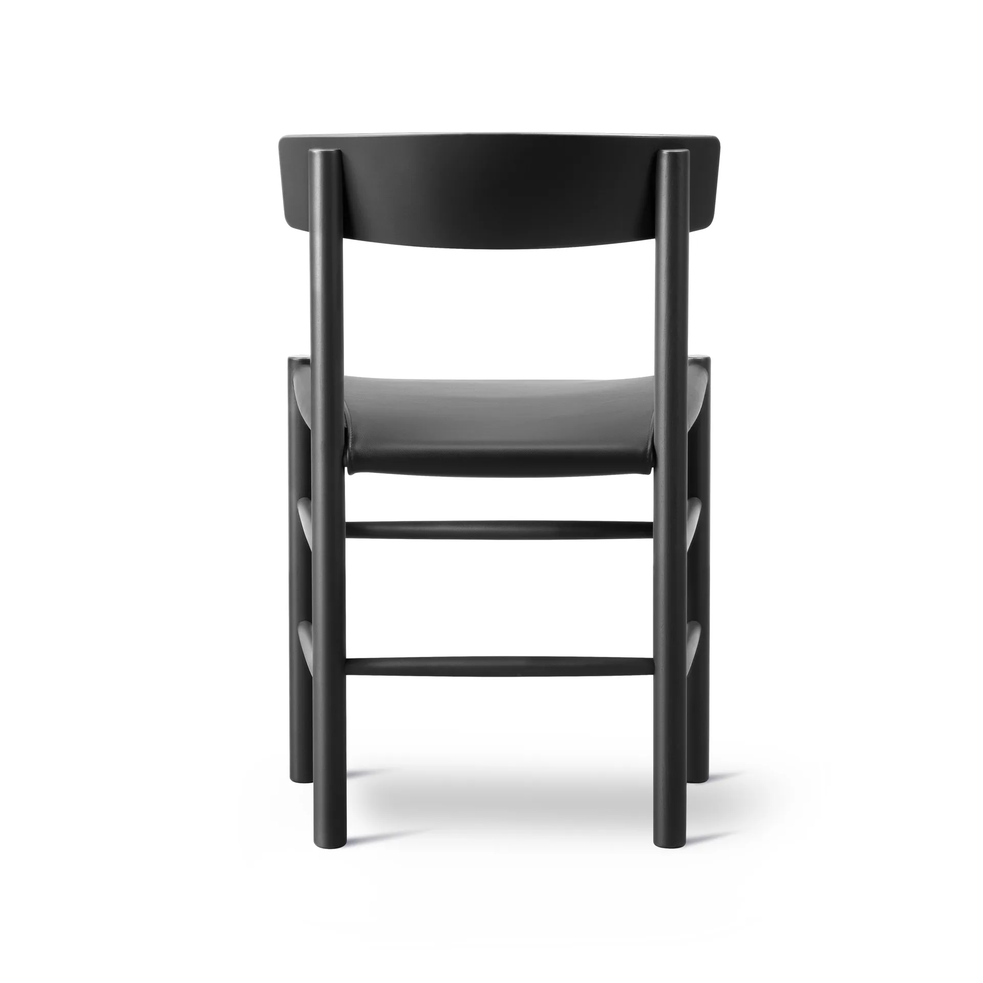 J39 stol, Svartlackerad bok-läder Omni 301 svart Fredericia Furniture