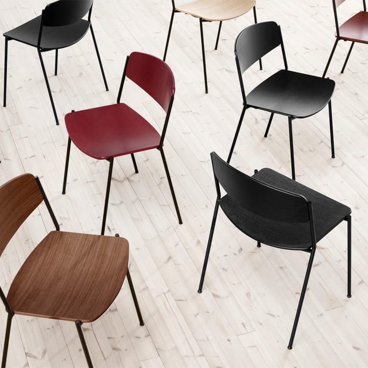 Lynderup 3080 stol - valnöt lack, svart stålstativ - Fredericia Furniture
