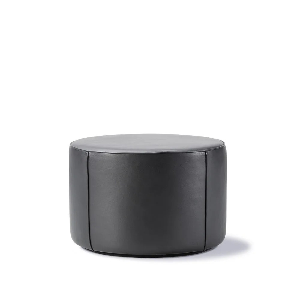 Mono sittpuff, Läder omni 301 black-Ø55 cm Fredericia Furniture
