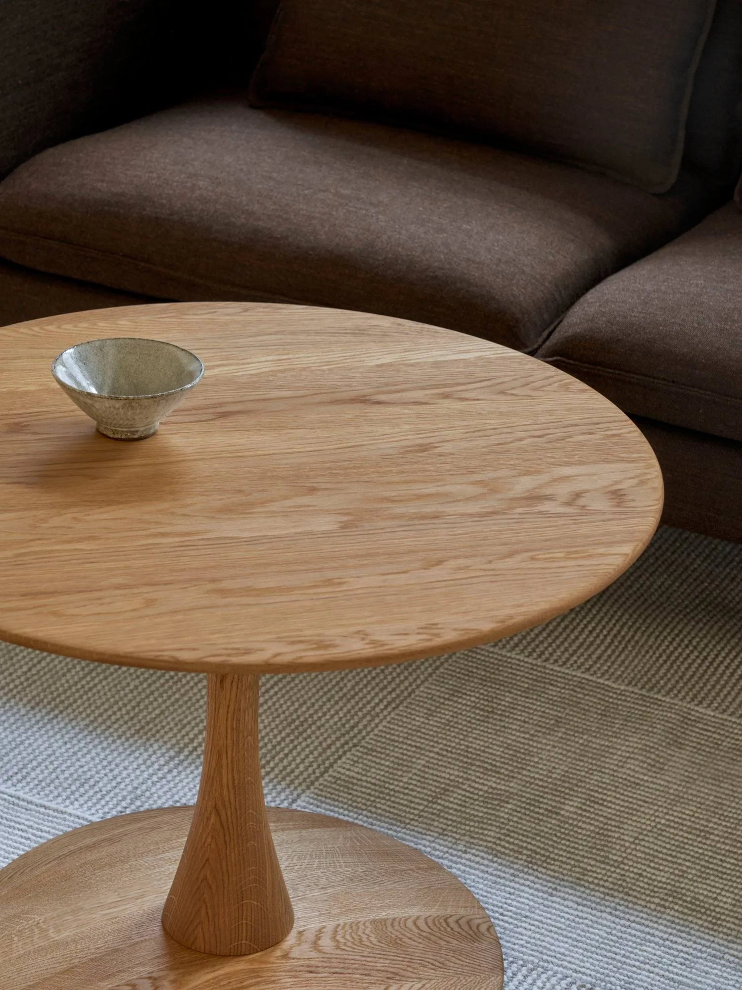 ND104 Trisse soffbord, Oljad ek, Ø68x48 cm Fredericia Furniture