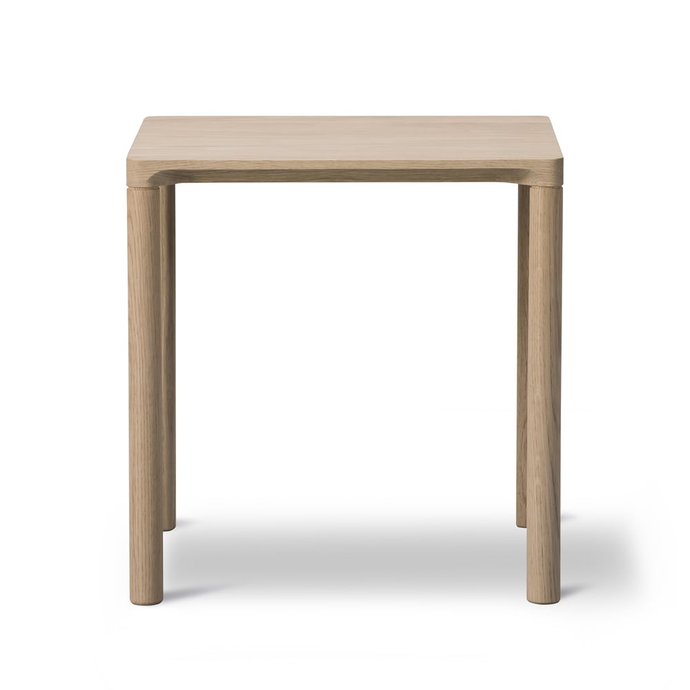 Fredericia Furniture Piloti 6700 sidobord ek lack, höjd 35 cm