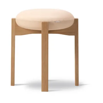 Pioneer pall låg - Läder Vegeta 90-lackerad ek - Fredericia Furniture
