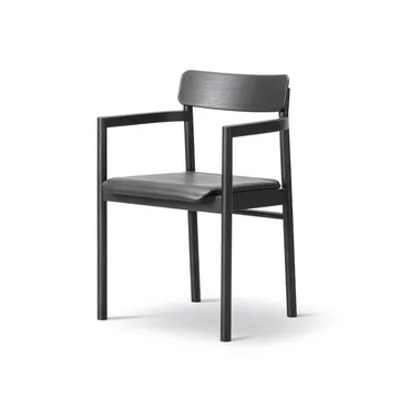 Post 3445 karmstol - Svartlackerad ek - Fredericia Furniture