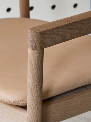Post loungestol - Vegeta läder-ljusoljad ek - Fredericia Furniture