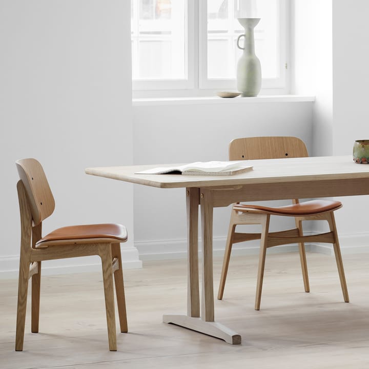 Søborg 3051 wood stol klädd sits, Läder Omni cognac-lackad ek Fredericia Furniture