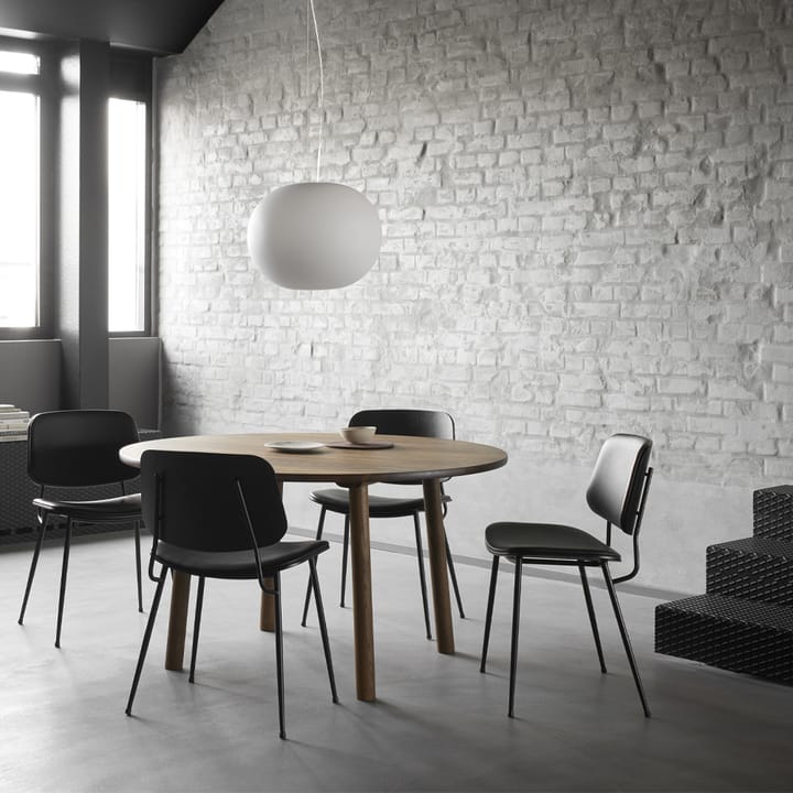 Søborg 3062 Metal stol helklädd, läder omni 301 svart, svartlackade ekben Fredericia Furniture