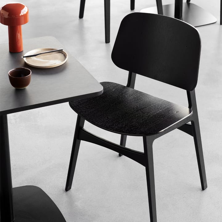 Søborg wood stol, svart lack ek, svartlackat ekstativ Fredericia Furniture