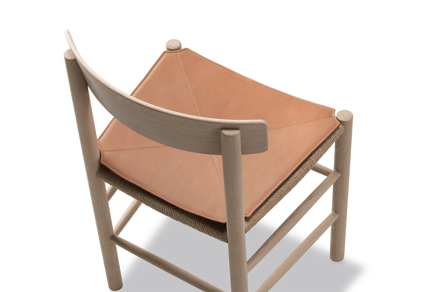 Sittdyna i läder till J39 stol, Leather Elegance walnut Fredericia Furniture