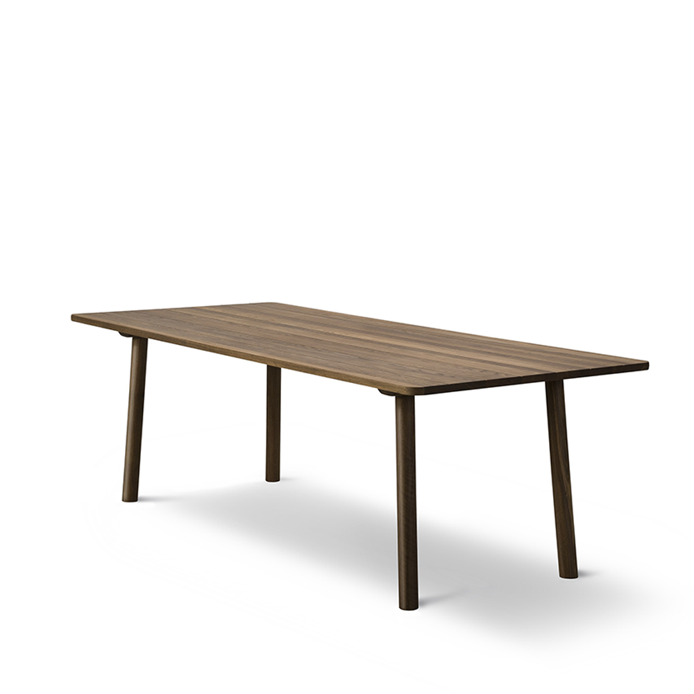 Fredericia Furniture Taro 6106 matbord ek rökt, 220x93,5cm