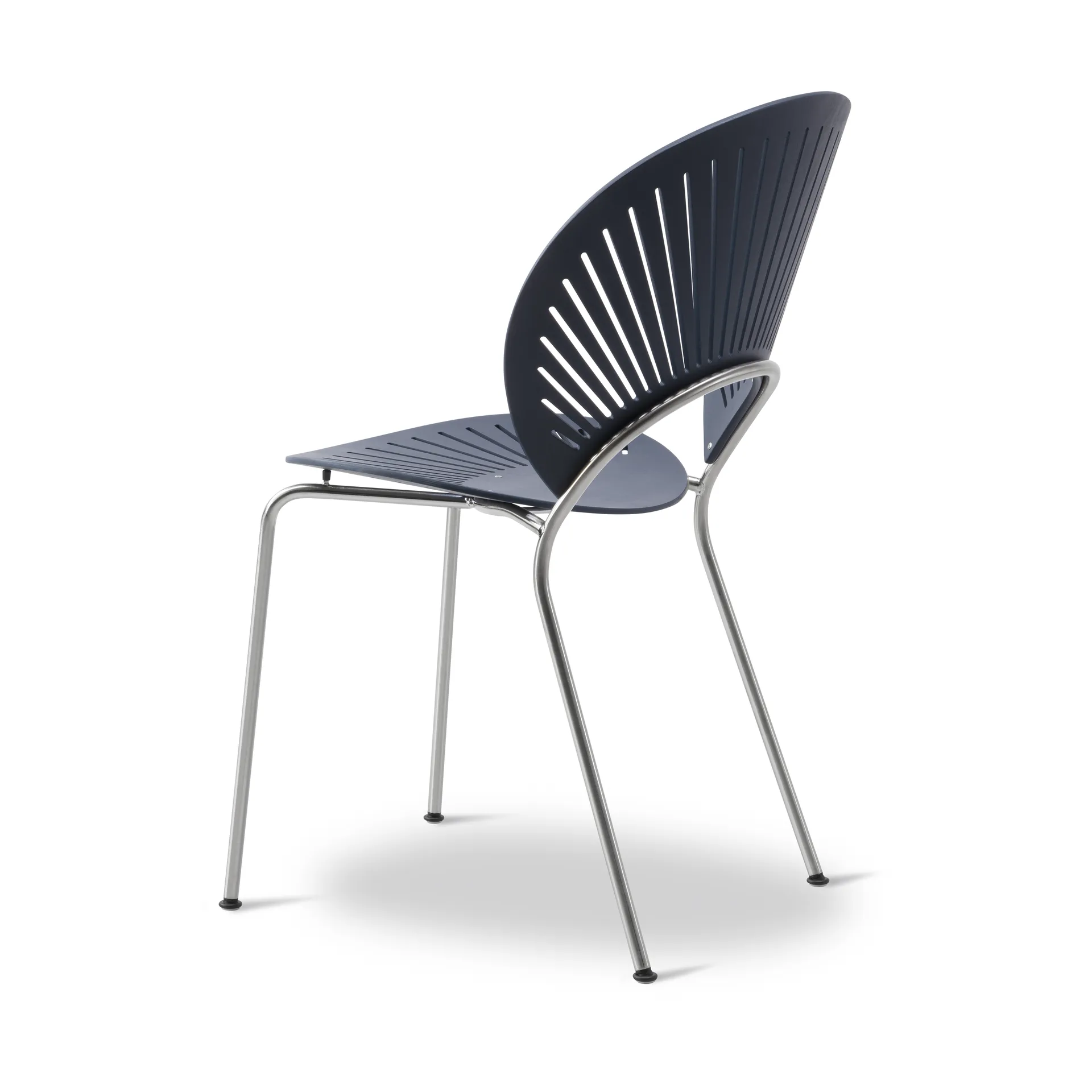 Trinidad 3398 stol, Nordic blue-krom Fredericia Furniture