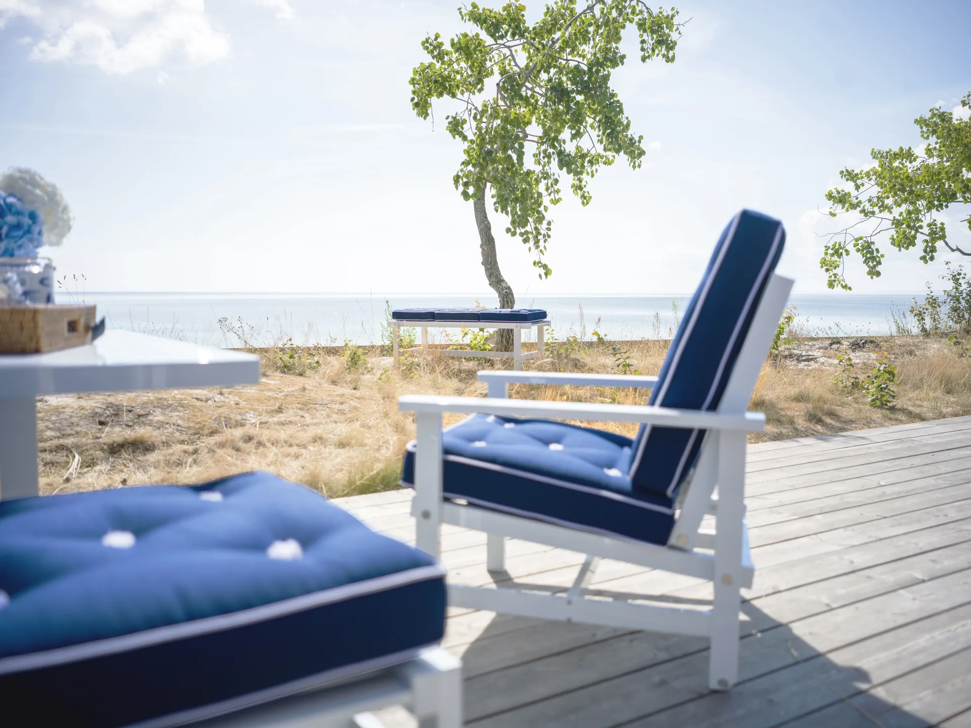 05 fåtölj, White Fri Form