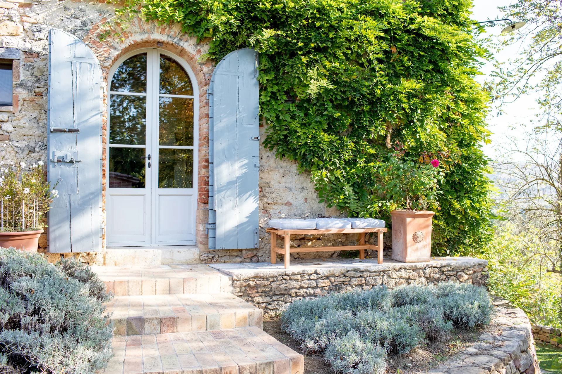 45 bänk, Redwood, 135 cm Fri Form