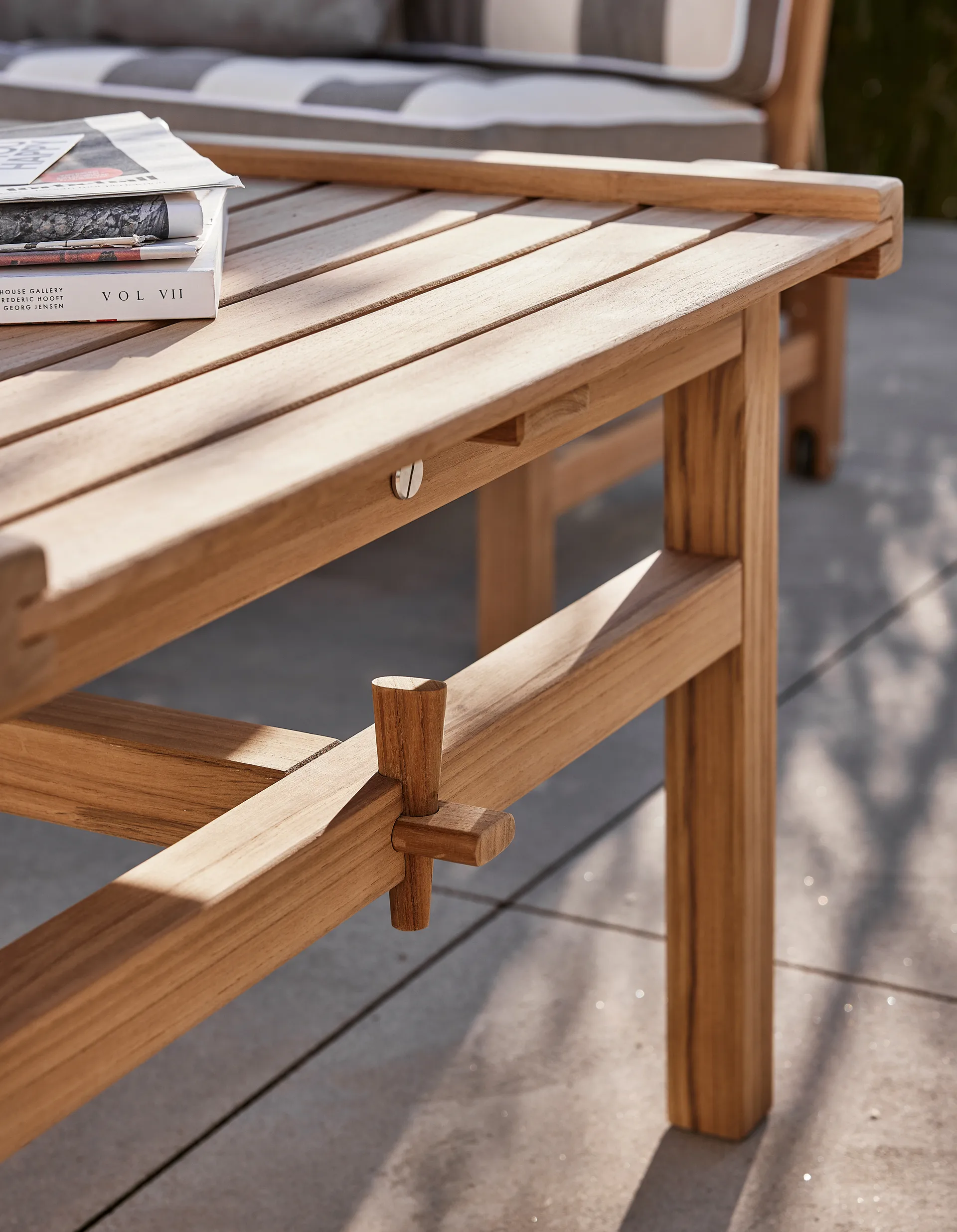 63 bord, Teak, 150x73x51 cm Fri Form