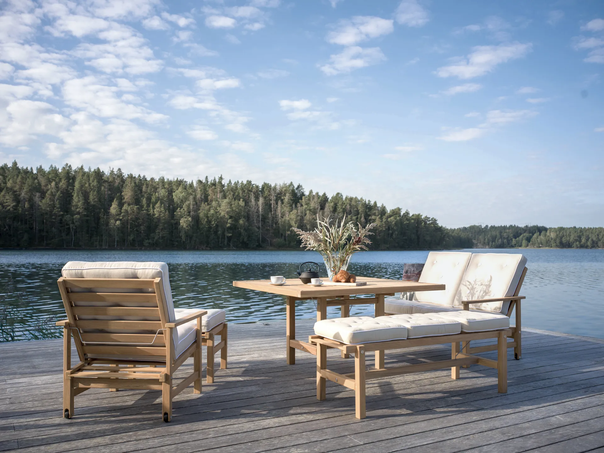 65 bord, Teak, 128x120x68 cm Fri Form