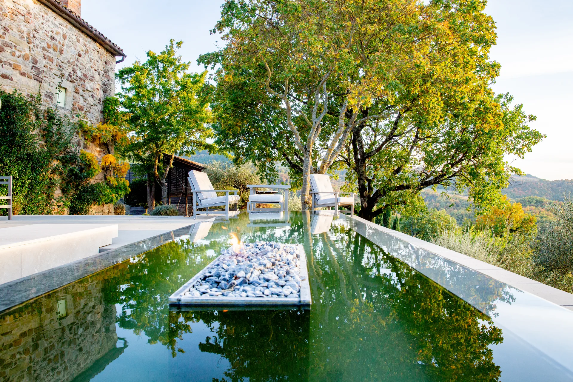 92 pall, Grey Fri Form