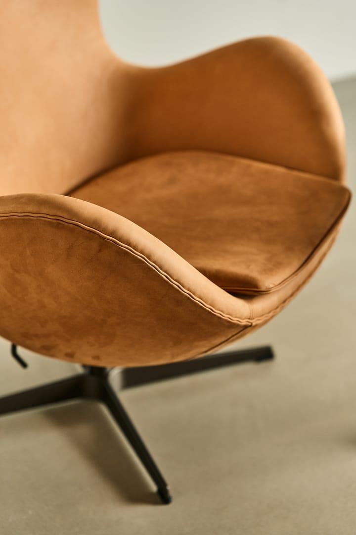 Ägget 3316 Fåtölj Special Edition, Dunes Cognac-brown Fritz Hansen