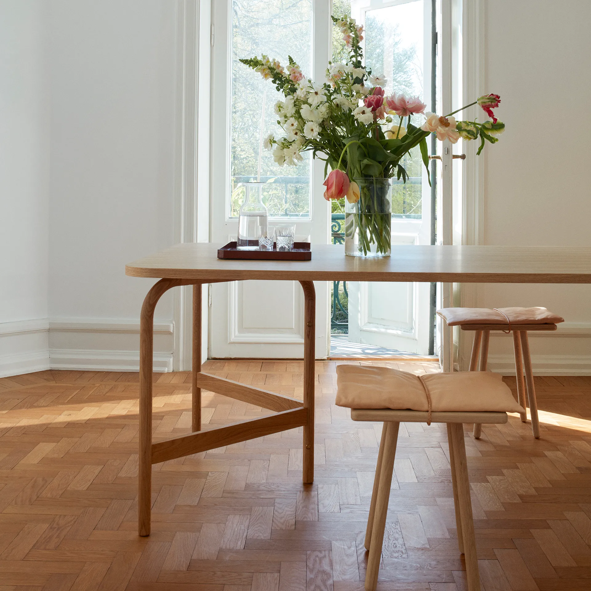 Aldus matbord, Ek Fritz Hansen