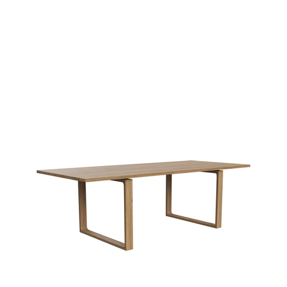 Fritz Hansen Essay CM22 matbord Oljad ek | Skandinavisk Design | Matbord | Beige