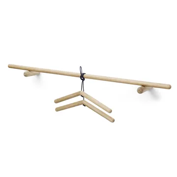 Georg hängare 115 cm - ek - Fritz Hansen
