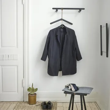 Georg hängare 60 cm - svartlackerad ek - Fritz Hansen