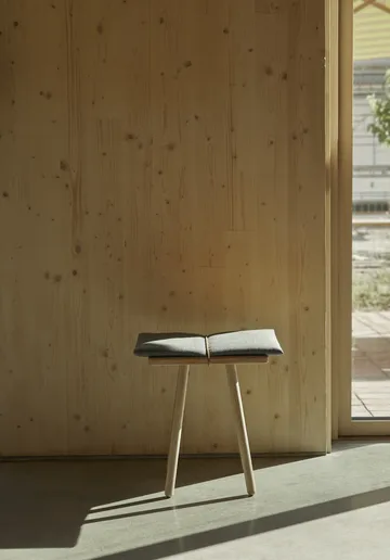 Georg ulldyna med rem till pall/barstol - Ljusgrå-natur - Fritz Hansen