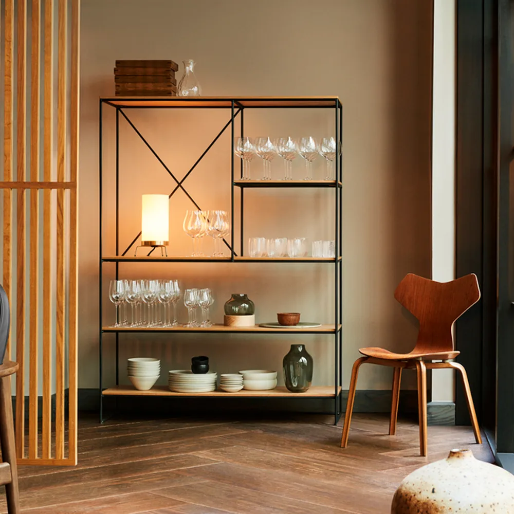 Grand Prix 3130 stol, Deep clay-målad ask-grafitgrått stativ Fritz Hansen