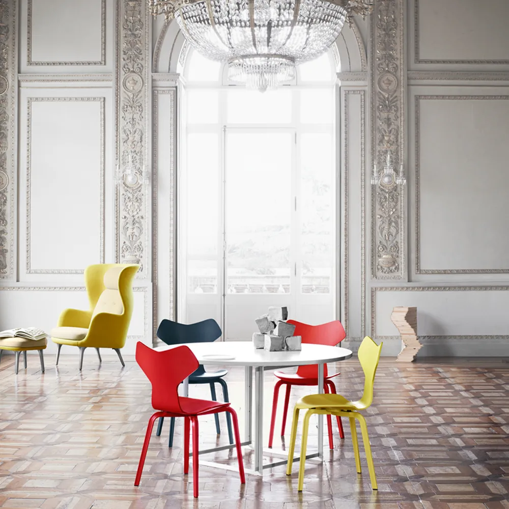 Grand Prix 3130 stol, Deep clay-målad ask-grafitgrått stativ Fritz Hansen