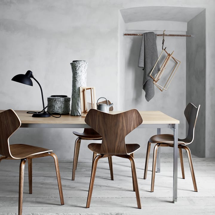 Grand Prix 4130 stol, Coloured ash nine grey Fritz Hansen