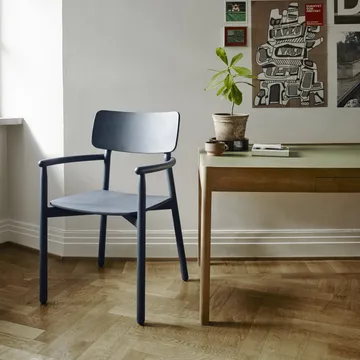 Hven karmstol - Vitoljad ek - Fritz Hansen