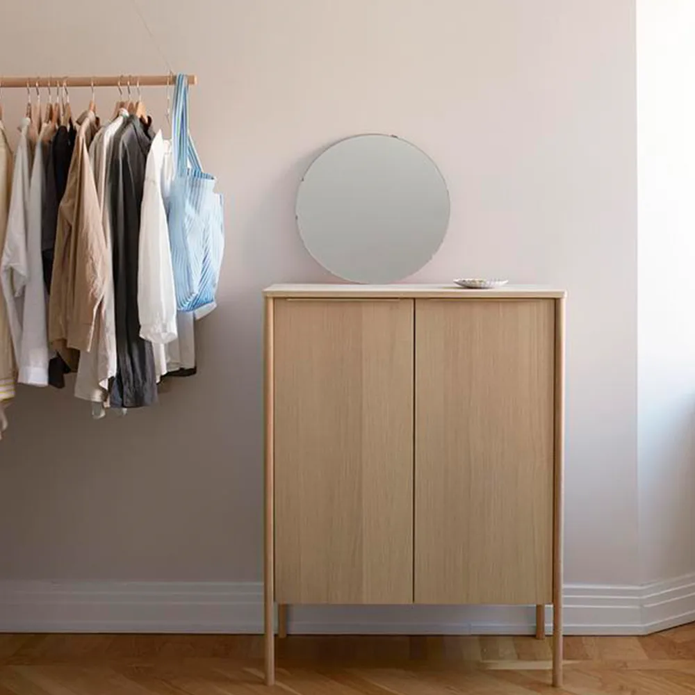 Jut High skåp, Oak oiled-grön marmor-mässing Fritz Hansen