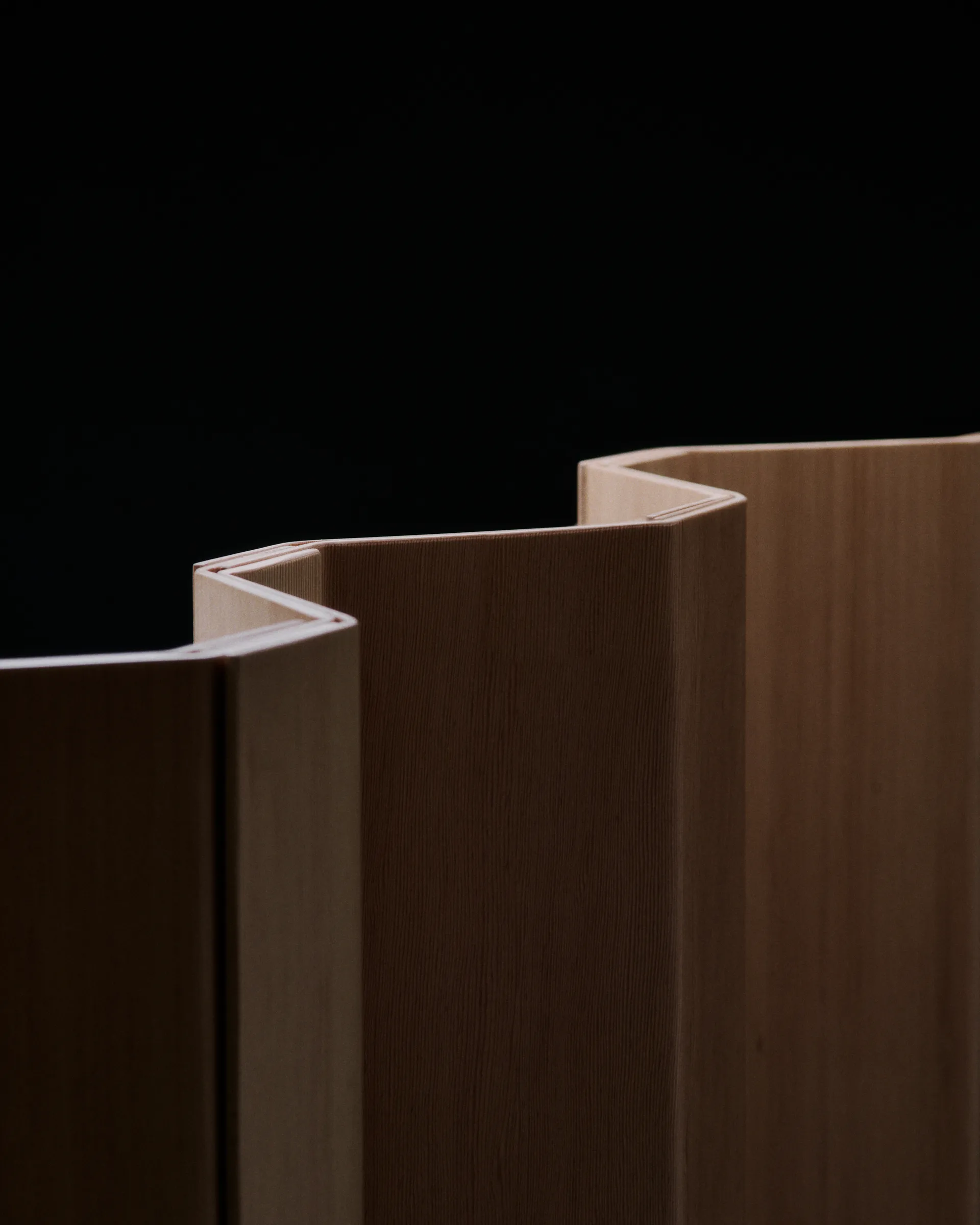 PK111 rumsavdelare, Oregon pine, 134x140 cm Fritz Hansen