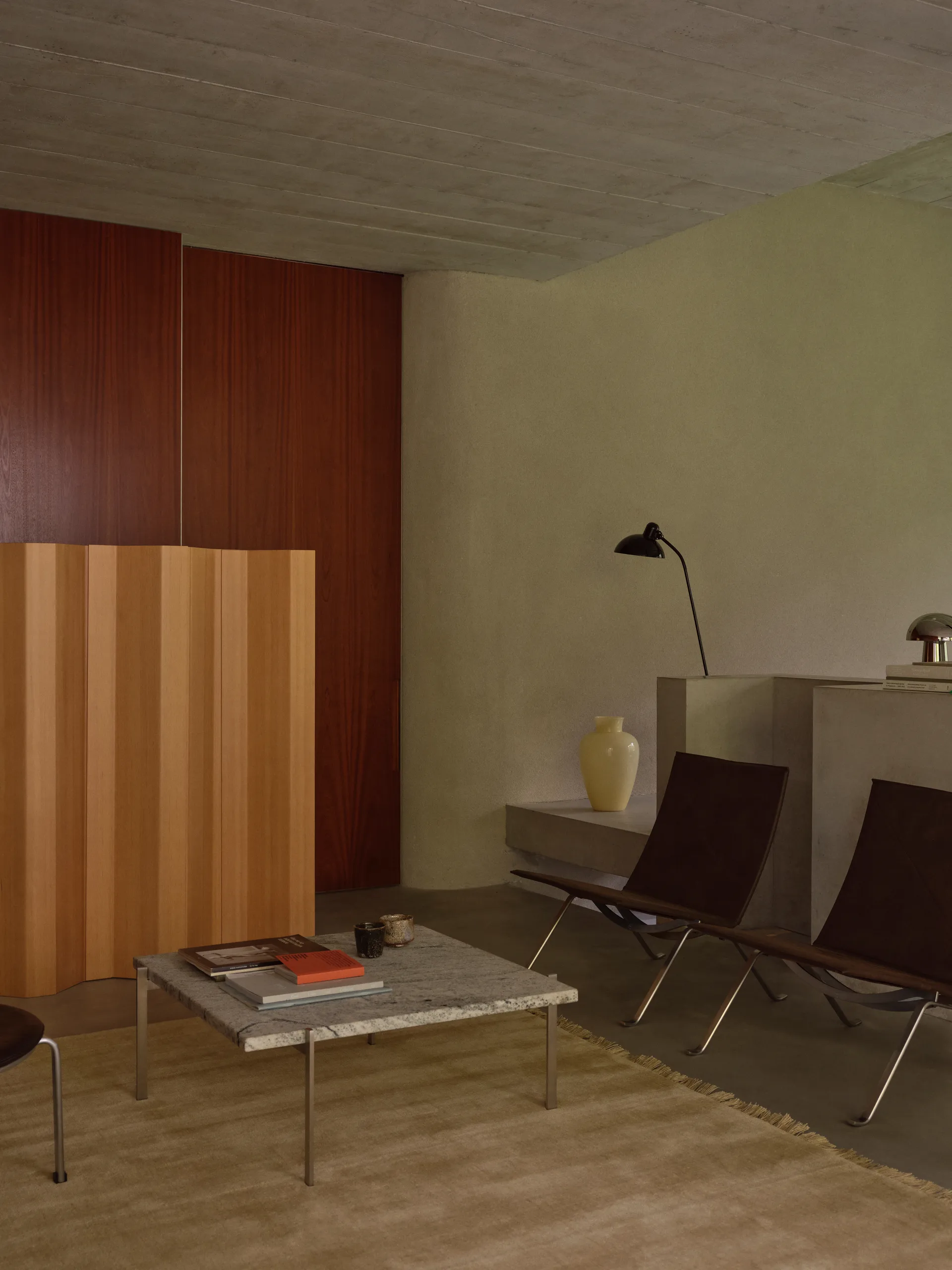 PK111 rumsavdelare, Oregon pine, 134x140 cm Fritz Hansen