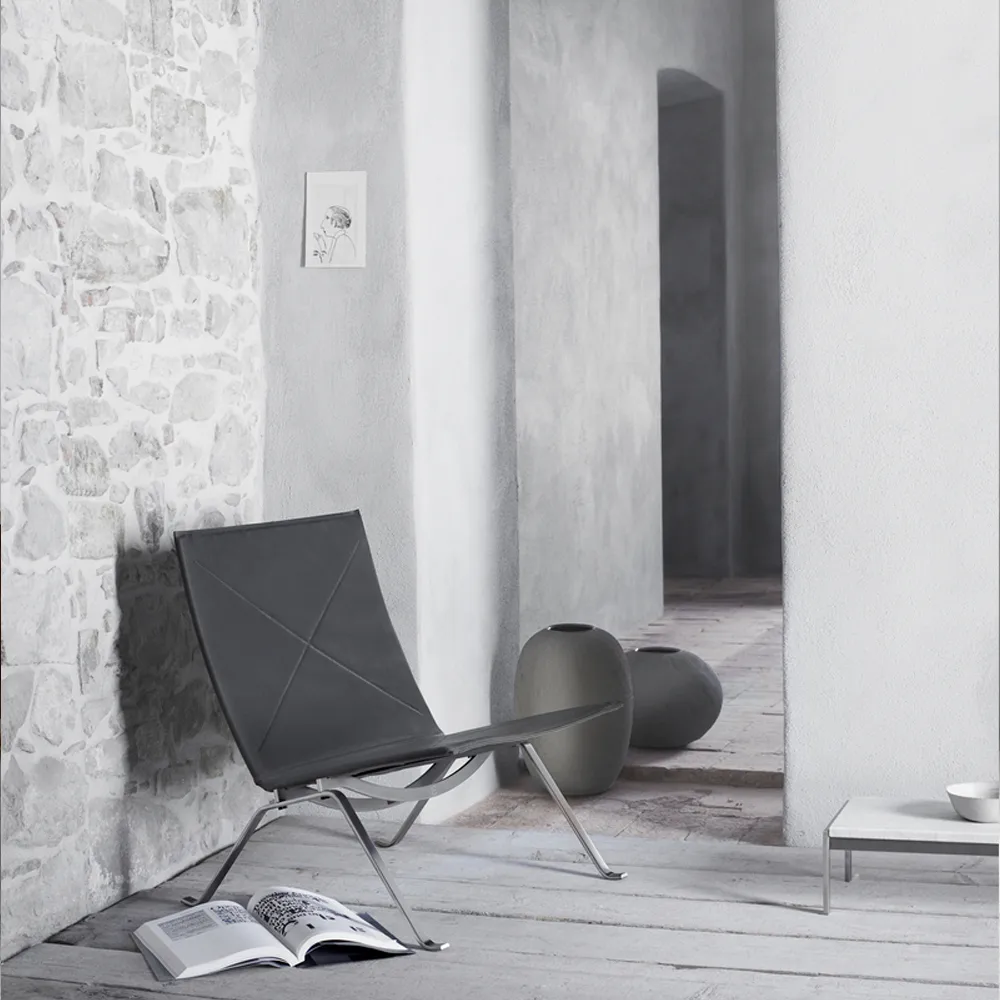 PK22 fåtölj, Leather embrace concrete Fritz Hansen