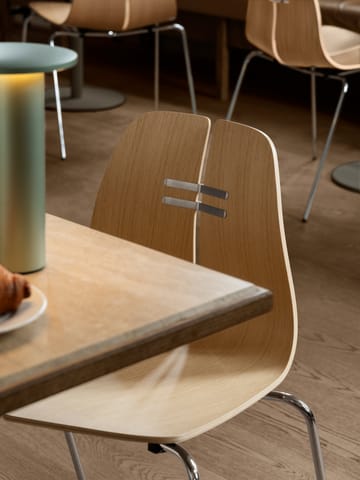 PK3 stol - Lackad ek-rostfritt stålstativ - Fritz Hansen