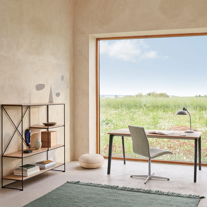 Planner MC510 hylla, Ekfanér-svart 4 hyllor Fritz Hansen
