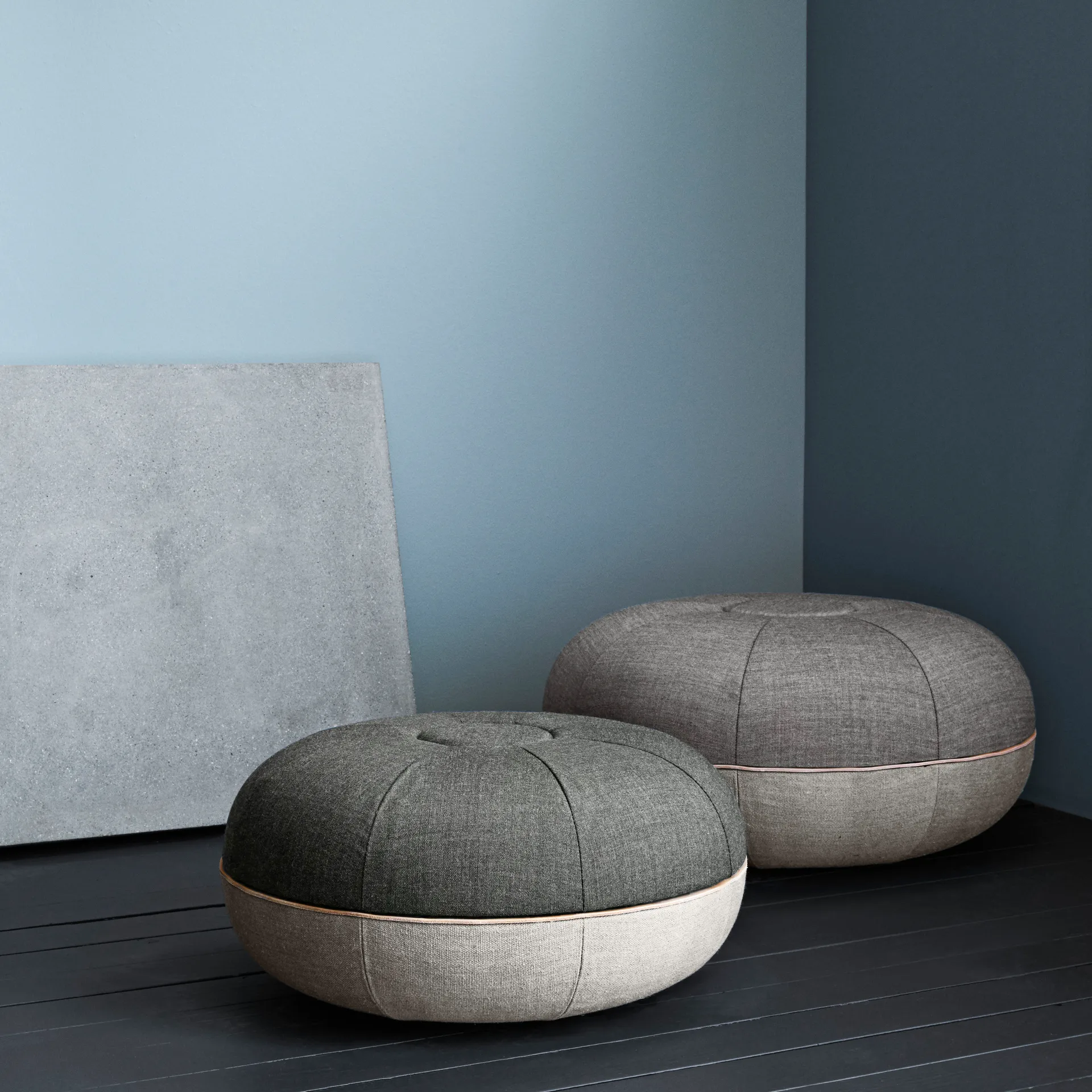 Pouf sittpuff small, Slate Fritz Hansen