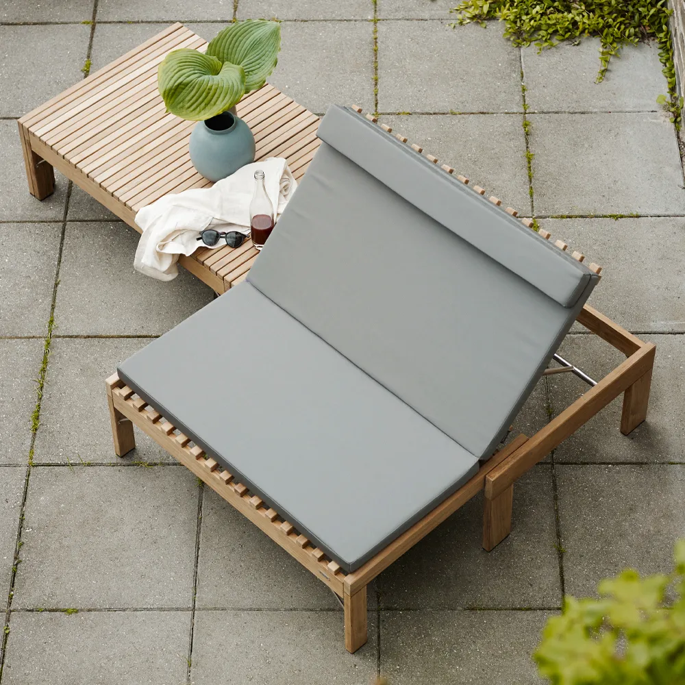 Riviera lounge solsängsdyna, tyg outdoor textile white Fritz Hansen