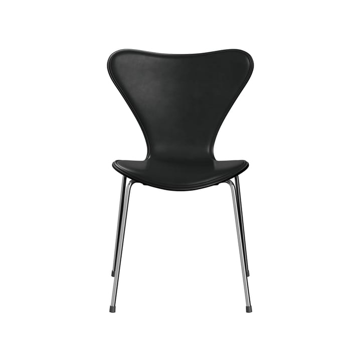 Sjuan 3107 framsidesklädd stol kampanj - läder wild black, målad ask, kromat stålstativ - Fritz Hansen