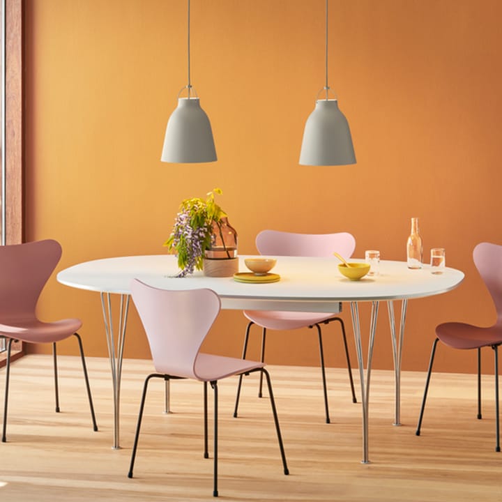Sjuan 3107 stol - paradise orange, färgad ask, grafitgrått stativ - Fritz Hansen