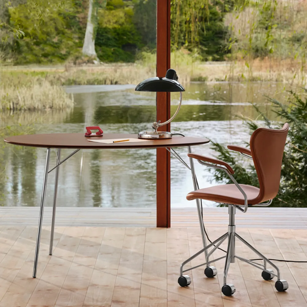 Sjuan 3217 helklädd kontorsstol kampanj hårda hjul, Leather wild walnut-chrome Fritz Hansen