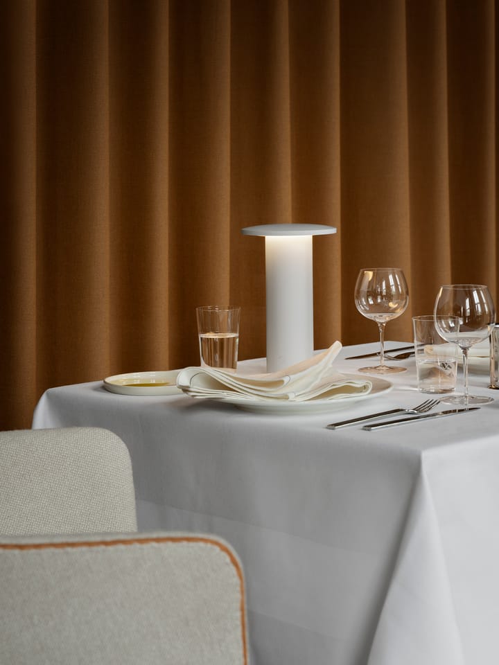 Solae bordslampa 22 cm, White Fritz Hansen