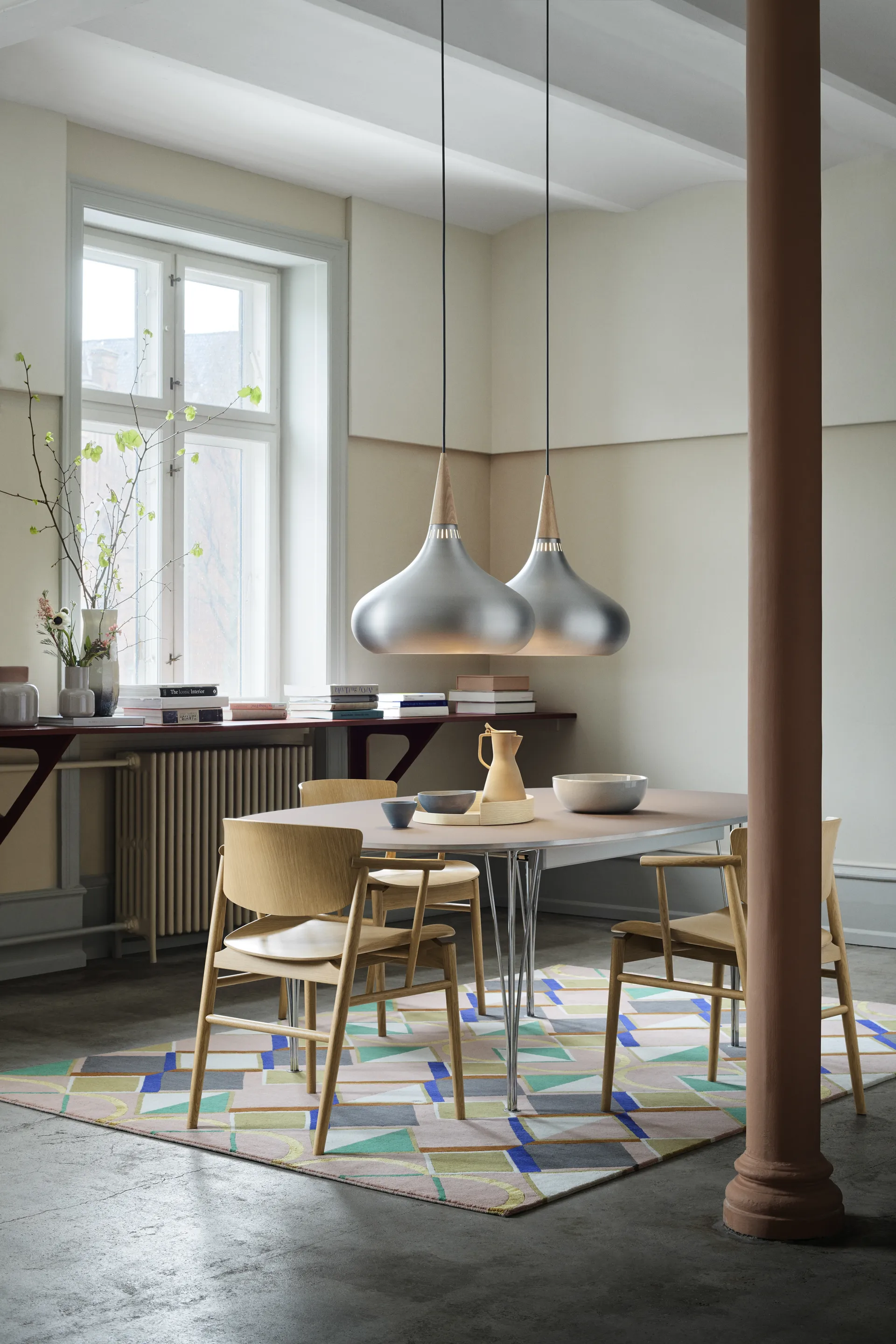 Superellips B620 matbord 170-270x100 cm, Grey laminate-alu-warm graphite Fritz Hansen