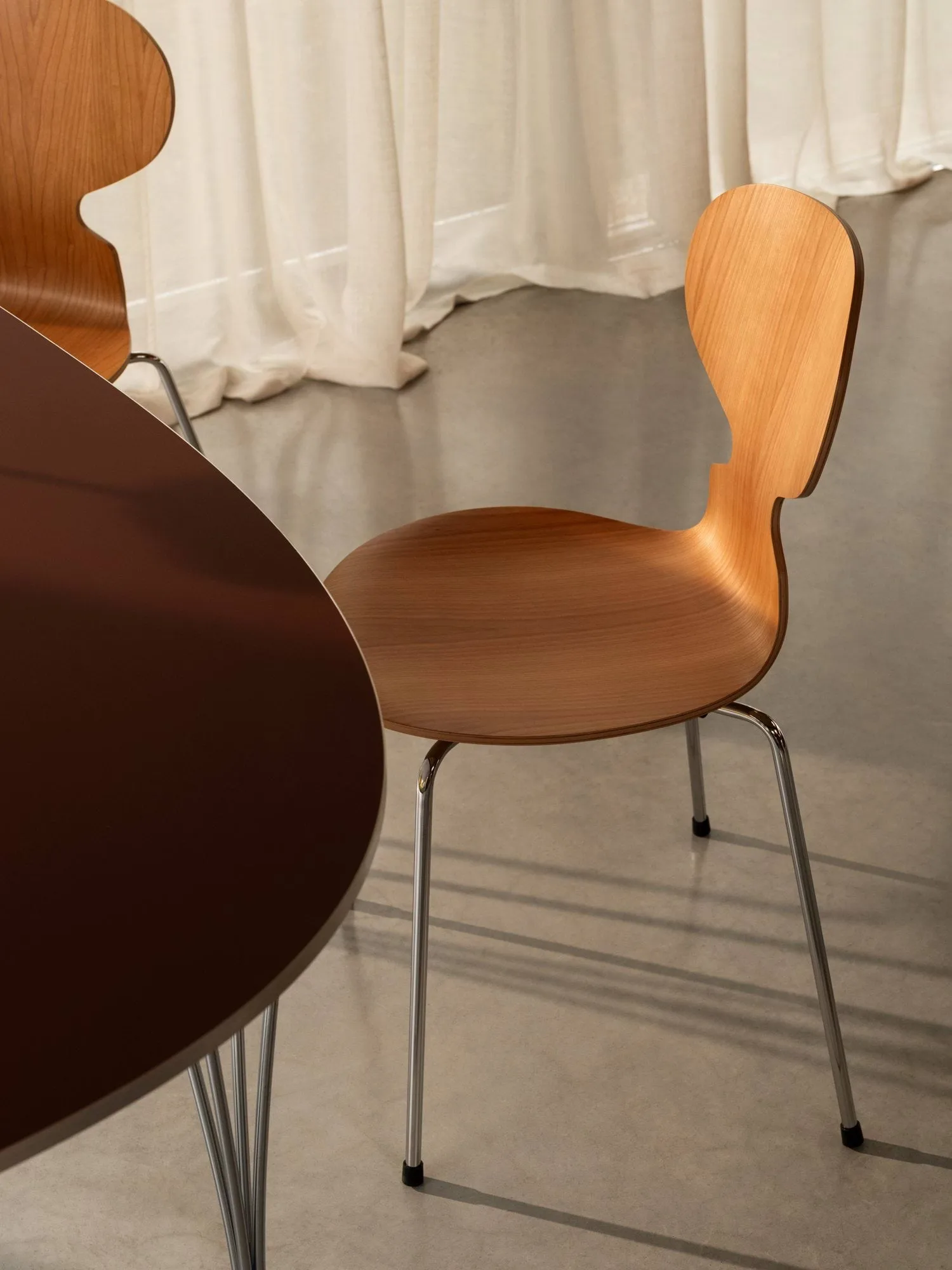 Superellipse B616 matbord 170x100 cm, Rusty red, 170x100x72 cm Fritz Hansen