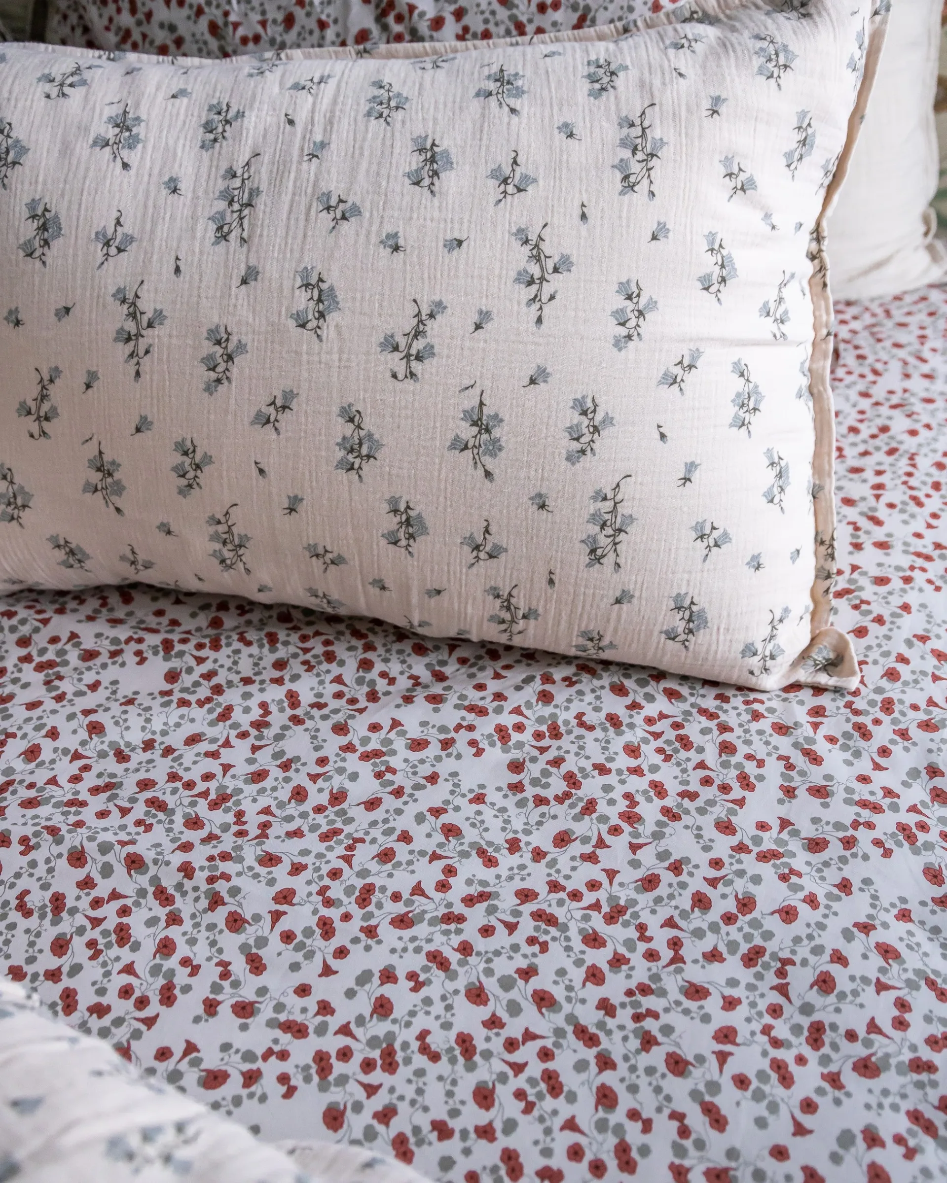 Bluebell Muslin örngott, 50x90 cm Garbo&Friends