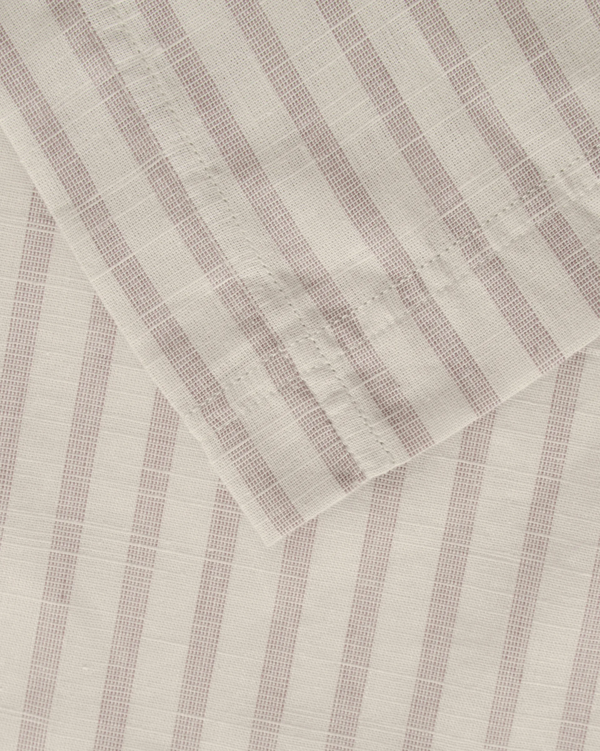 Stripe Mauve sängkappa, 180x200X53 cm Garbo&Friends